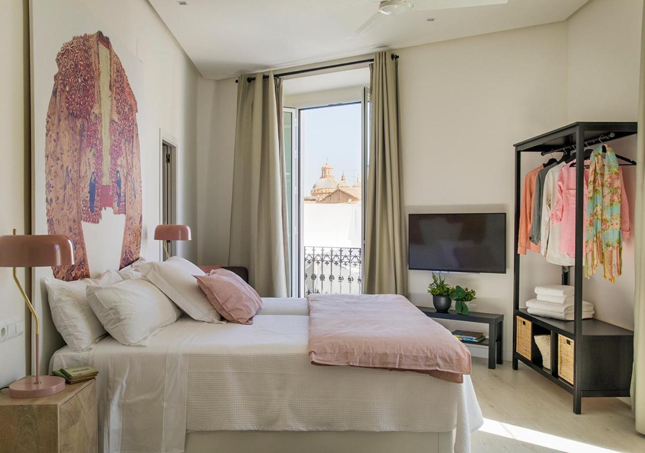 Apartmán Santa Paula Pool & Luxury Sevilla Exteriér fotografie